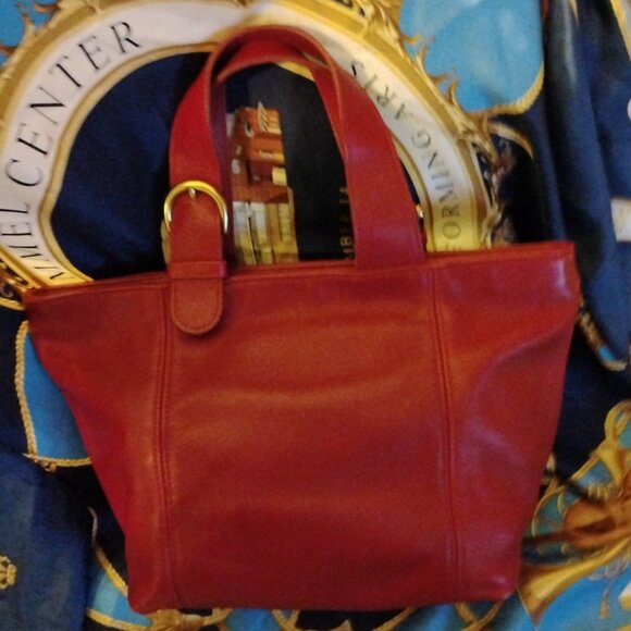❤️ COACH Red 4133 Waverly Bag + Red Coach Fob - Picture 1 of 10